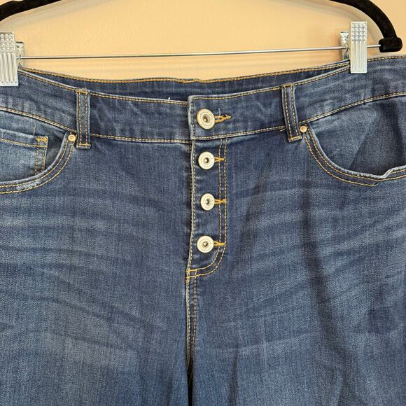 INC Cropped Jeans 16 Blue Denim Button Fly Straight Leg Regular Fit Fringe Hem - Picture 5 of 9